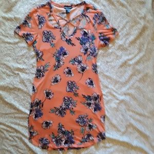 Short sleeved midi dress